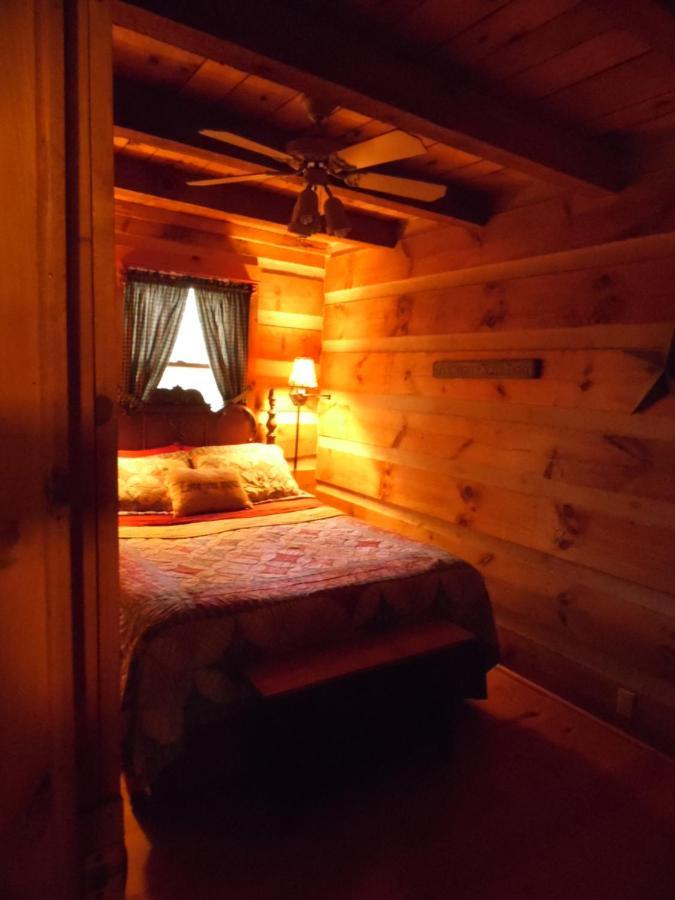 Fiddlers Roost B&B Cabins Galax Eksteriør billede