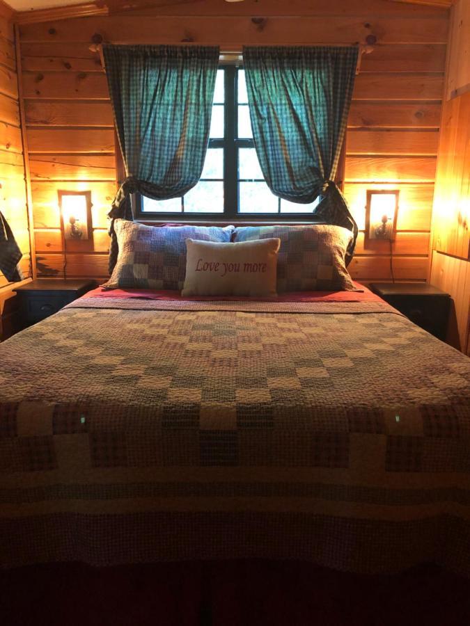 Fiddlers Roost B&B Cabins Galax Eksteriør billede