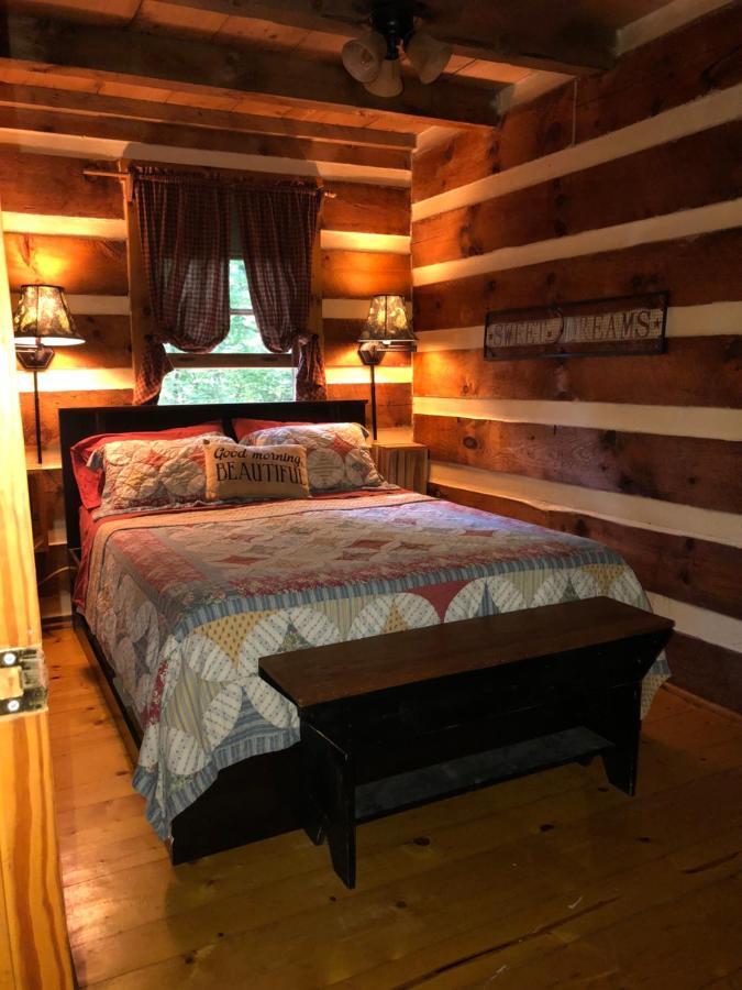 Fiddlers Roost B&B Cabins Galax Eksteriør billede