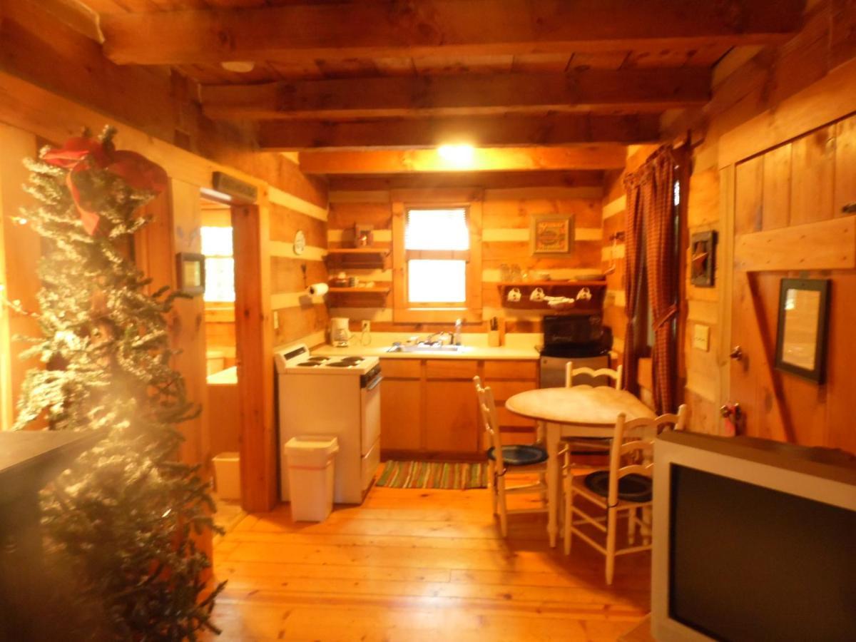 Fiddlers Roost B&B Cabins Galax Eksteriør billede