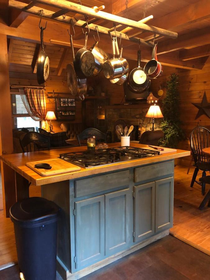 Fiddlers Roost B&B Cabins Galax Eksteriør billede